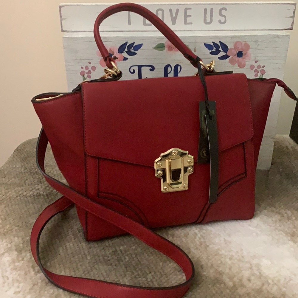 NEW La Terre Fashion Handbag/Crossbody